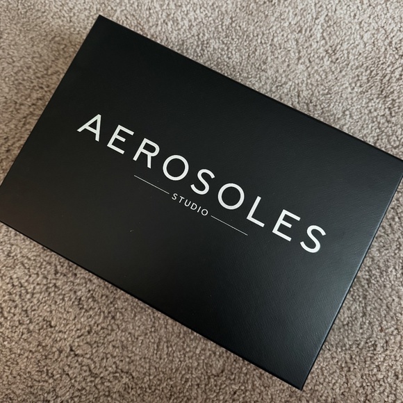 Aerosoles Jama in Blue Denim Suede- Size 8.5 - Picture 2 of 5